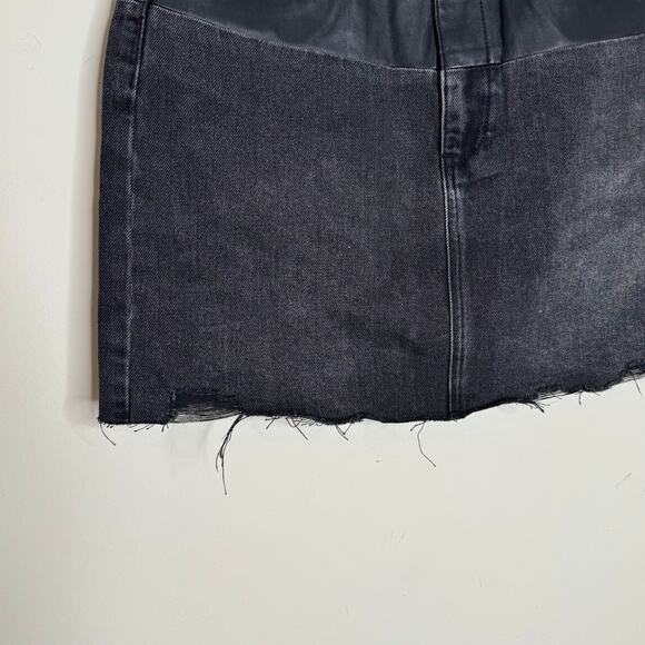 Blank NYC Vegan Leather & Denim Patchwork Mini Skirt in Black NWT Size 28 - Picture 4 of 10